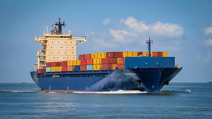 Shreeji Shipping Global IPO Day 2: Subscription Status, GMP, and Expert Analysis 1 Shreeji Shipping Global IPO