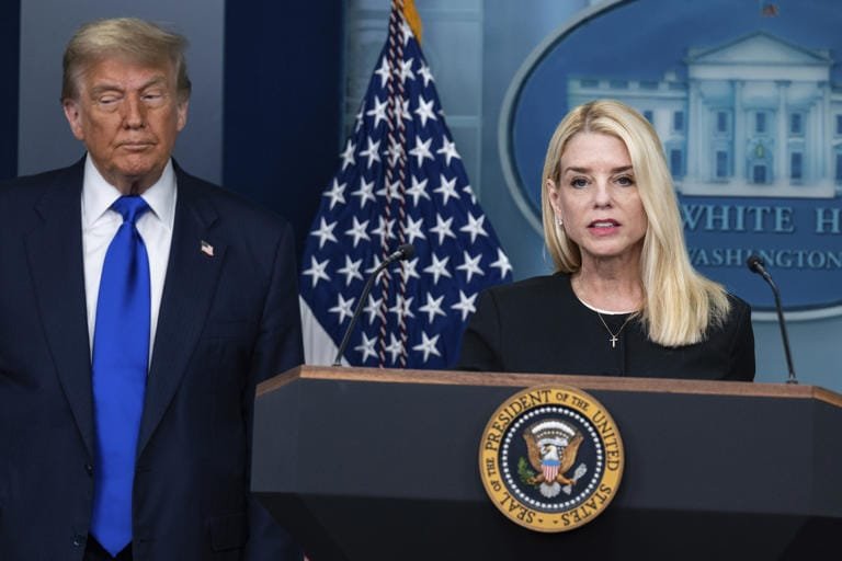 US Attorney General Orders Grand Jury Hearings in Trump-Russia Investigation 1 US Attorney General Orders Grand Jury