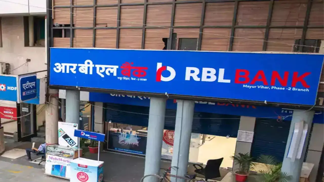 RBL Bank Share Price Rises After ₹6,500 Cr Fundraising Approval 1 RBL Bank Share Price Rises After ₹6,500 Cr Fundraising Approval